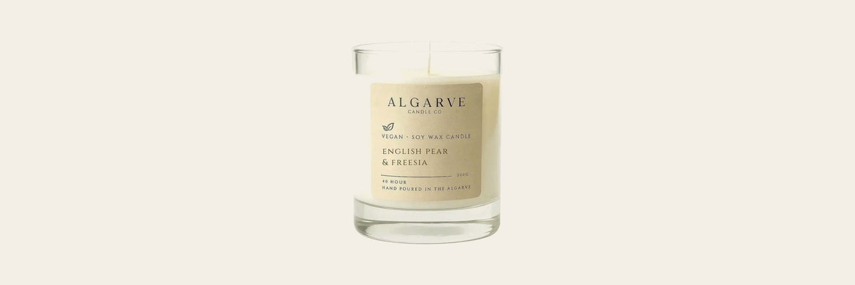 Duftkerze English Pear & Freesia von Algarve Candle Co.