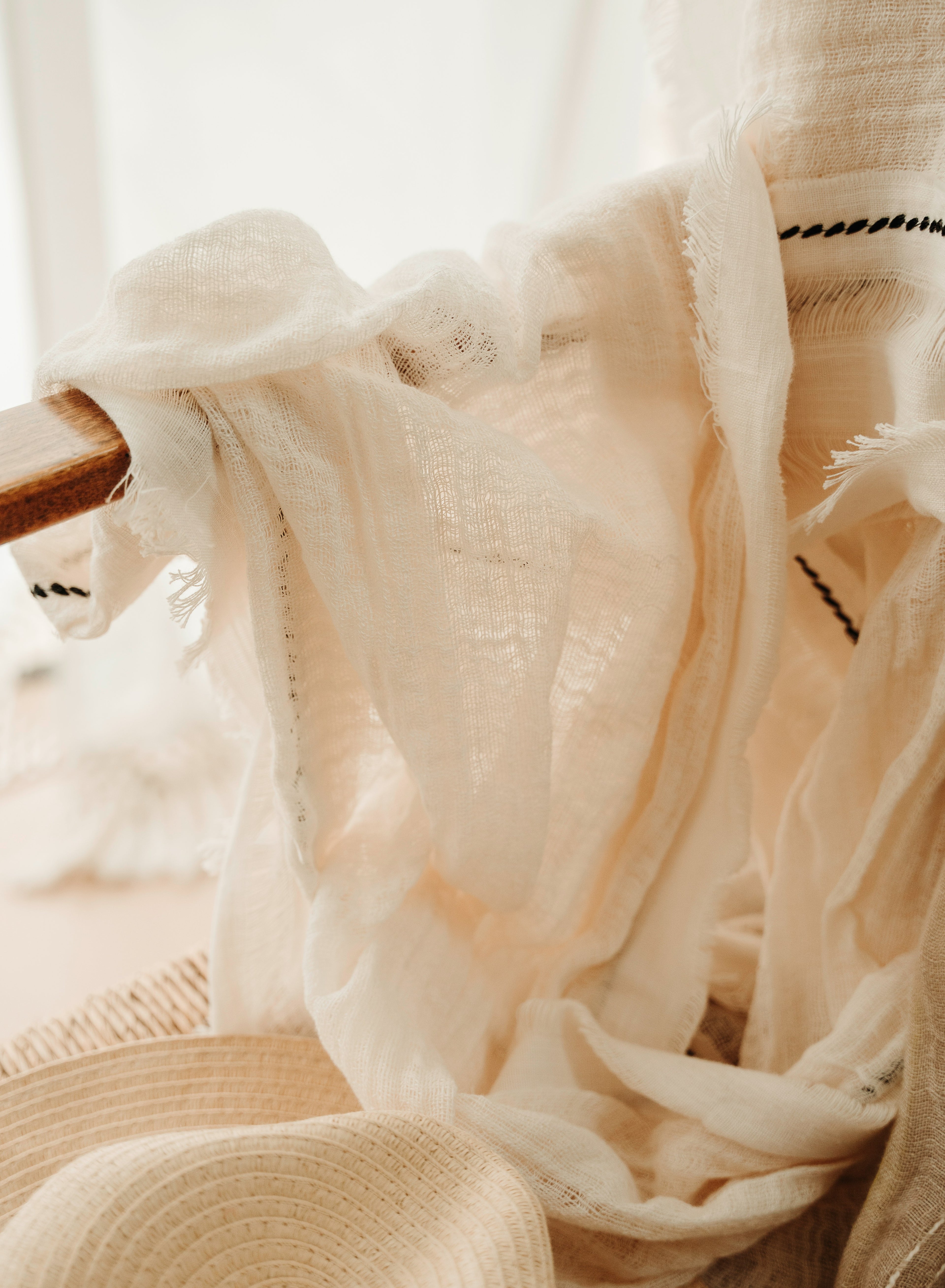 SCENTED CANDLE FRESH LINEN – CLEAN, SOFT COTTON SCENT