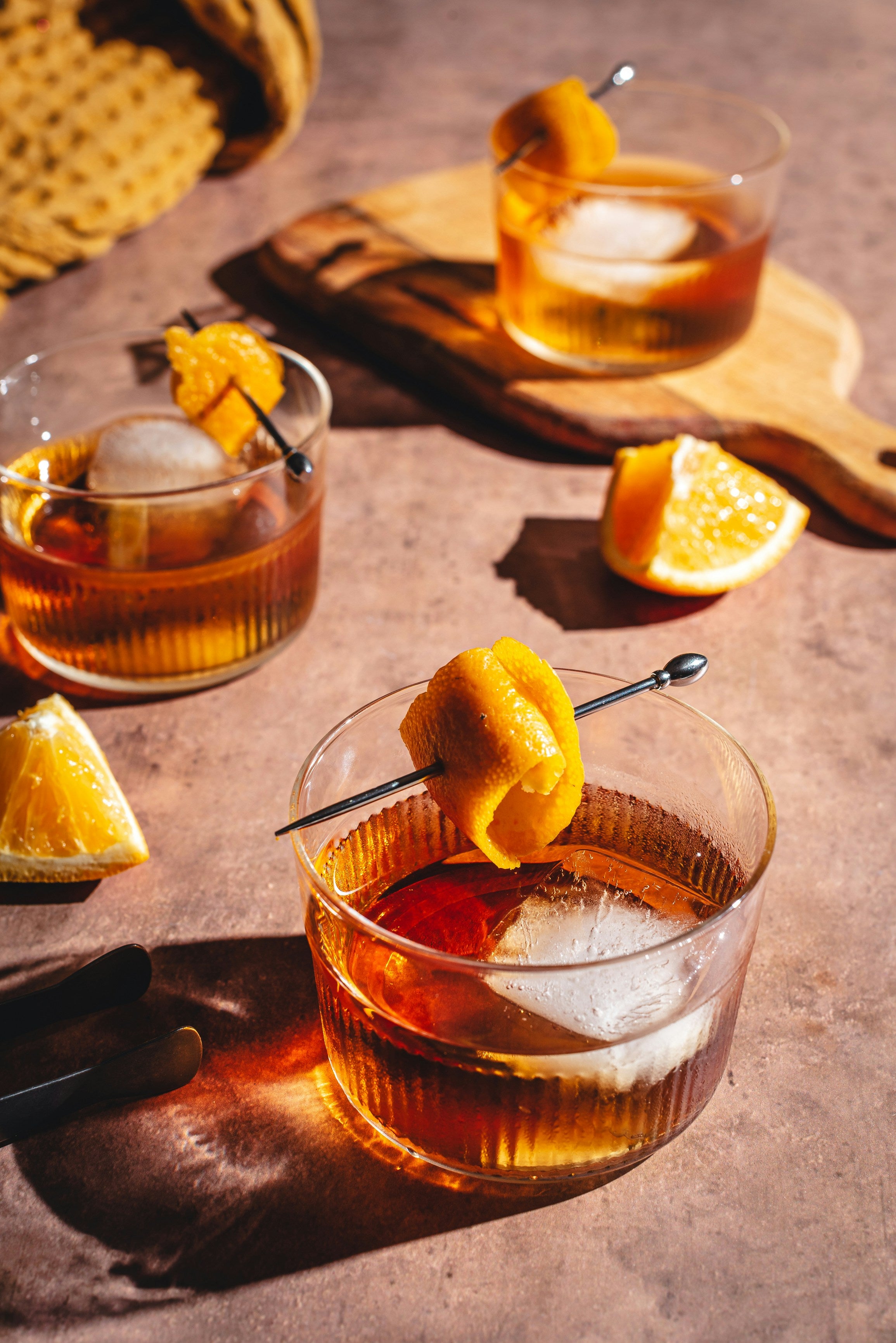 SCENTED CANDLE AMBER & ORGANGE - WARM CITRUS-AMBER FRAGRANCE